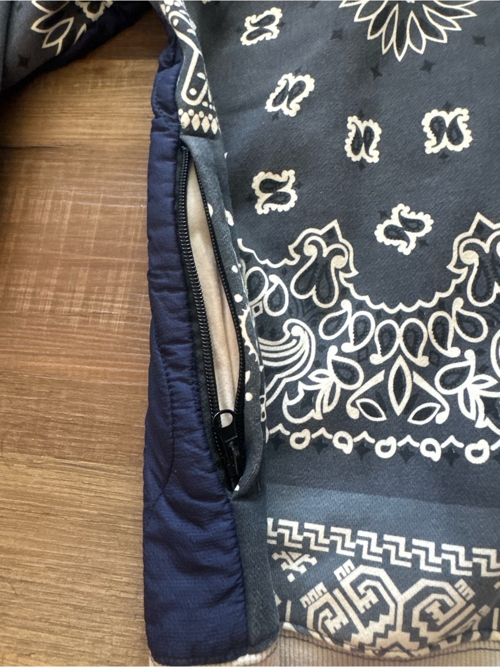 Kapital Waltzing Matilda Bandana Bivouac Quilted Crewneck Sweatshirt Size 3 - Picture 8 of 13